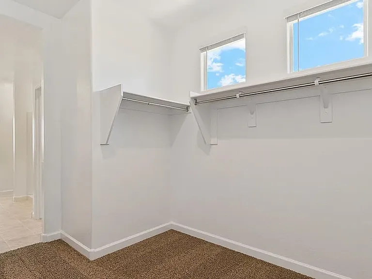 2761 W Sheppard Ave — Photo 12