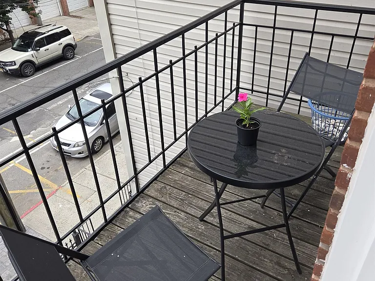 218 Madison St #2FS — Photo 7