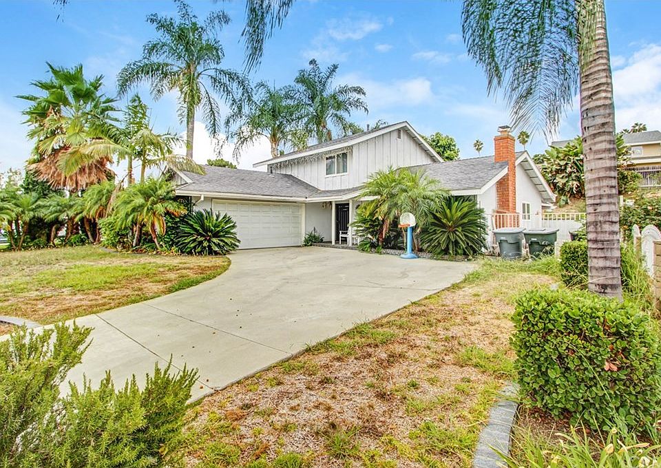1st image of 15164 Oakwood Ln