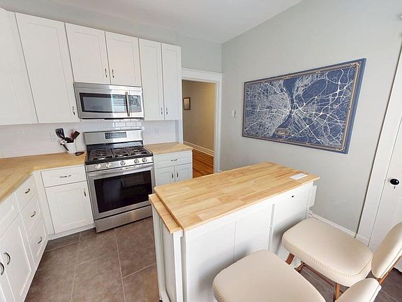 2nd image of 2309 Thurman Ave