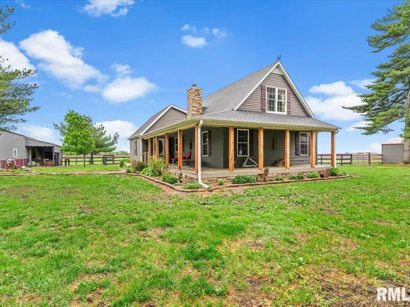 2618 N 625 East Rd, Rochester, IL 62563