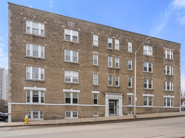 6 Chatham Pl APT 6, Worcester, MA 01609