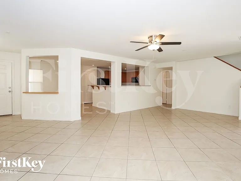 133 Cracked Tree Ave — Photo 4