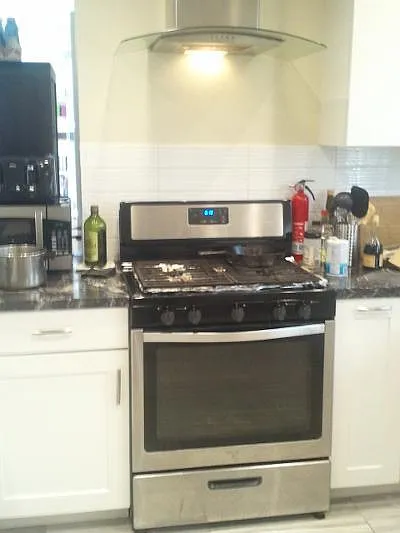 4081 1st Ave — Photo 3