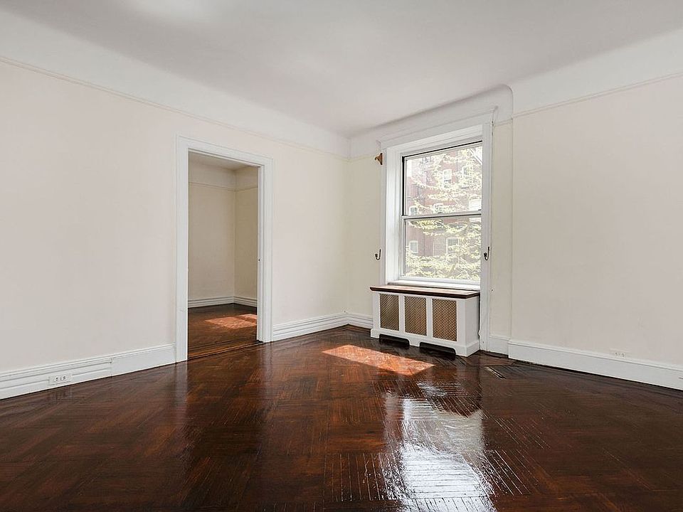 1st image of 302 W 79th St APT 4A