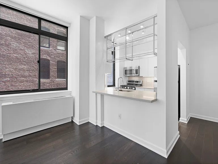 77 W 24th St #5M — Photo 12