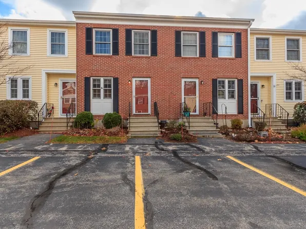 534 Fox Hollow Way, Manchester, NH 03104