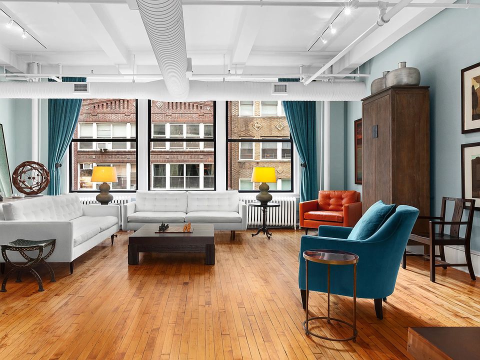 1st image of 144 W 27th St Room 4F