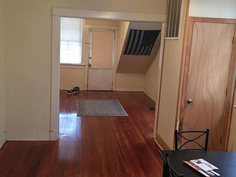 1527 Lowerline St — Photo 4