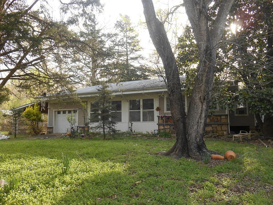 1st image of 523 County Road 569