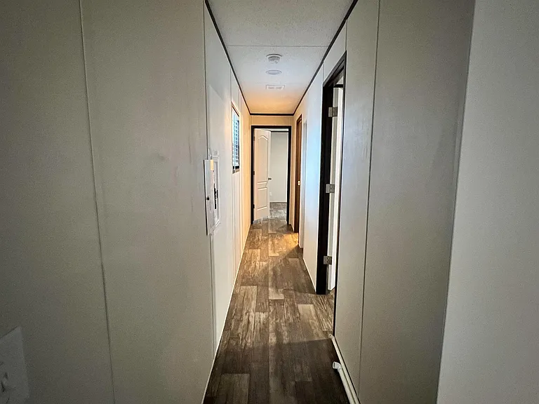 25214 Gratiot Ave #141 — Photo 31