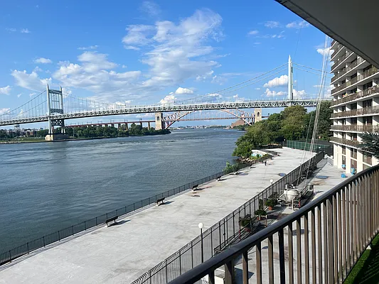 Rented by Compass | media 21