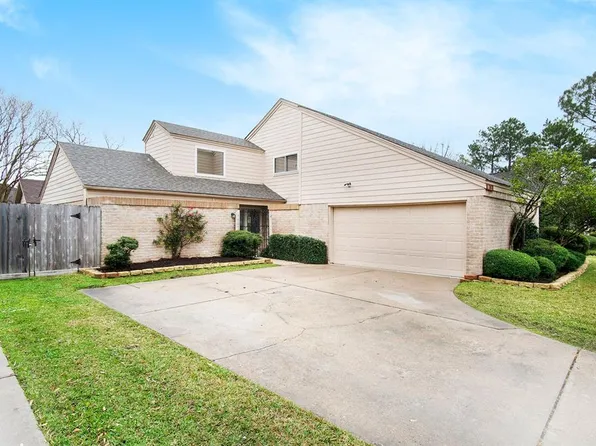 11910 Briar Forest Dr, Houston, TX 77077