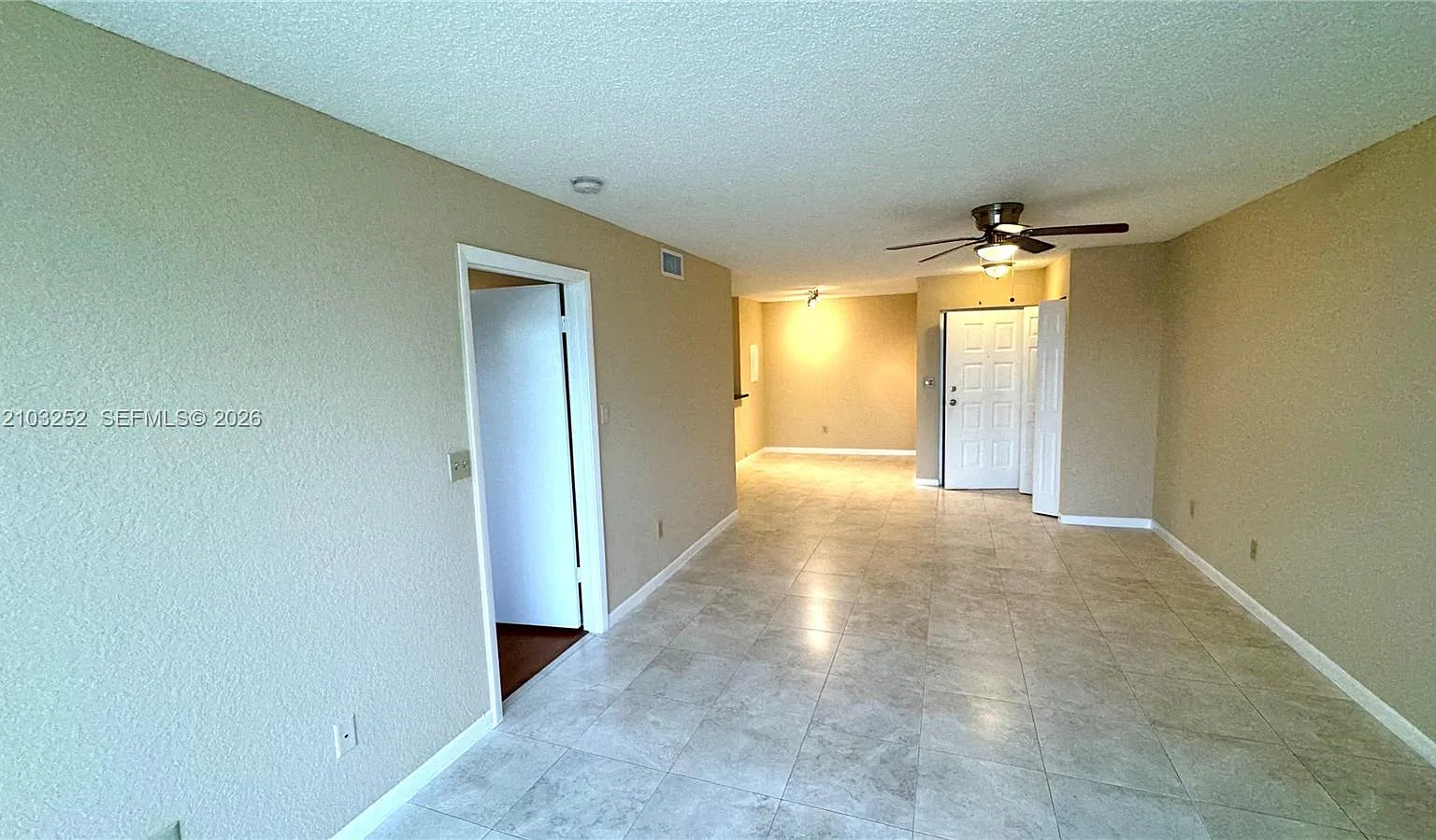 2880 N Oakland Forest Dr — Photo 4