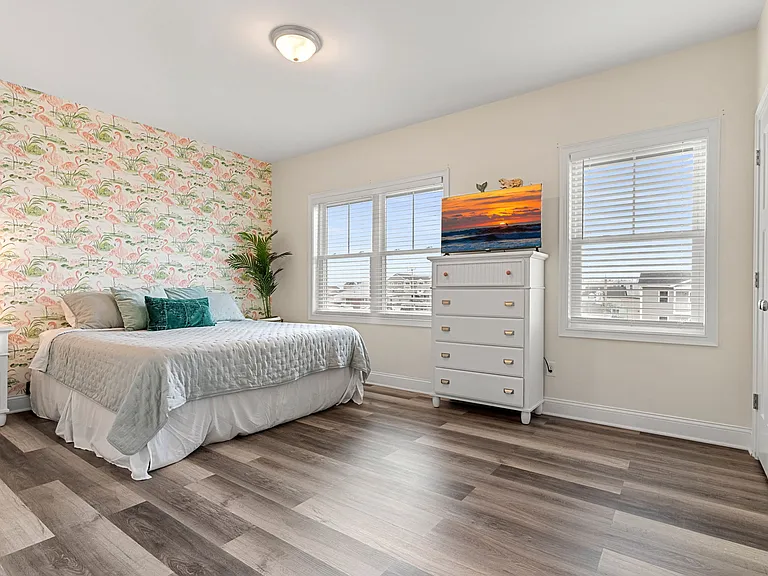 128 Ashworth Ave #309 — Photo 8