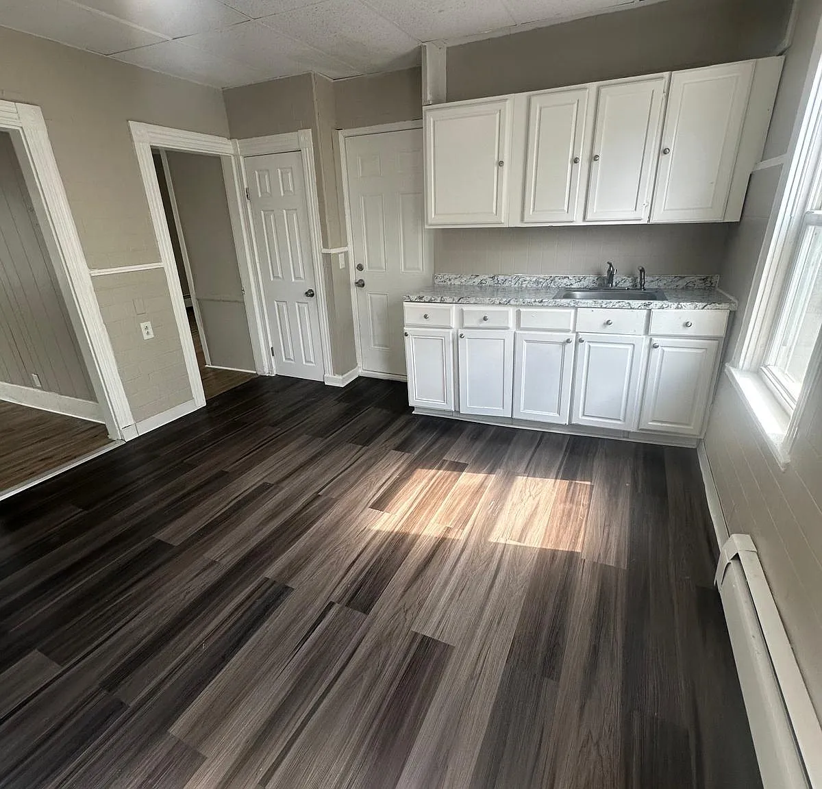 2 bed, 900 sqft, $1,495 — Photo 2
