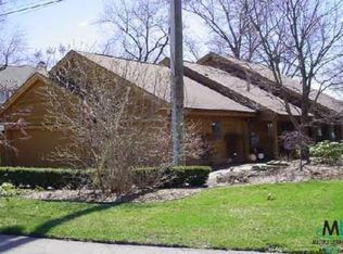 7969 Farrant Dr W, Commerce Township, MI 48382