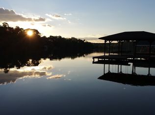 320 Rivers Edge Dr, Loudon, TN 37774