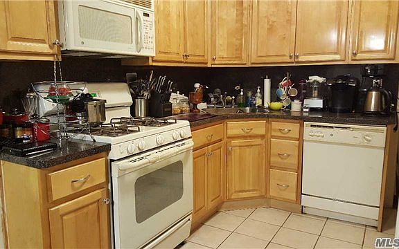 5th image of 2438 92nd St