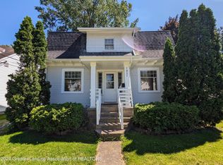 1021 Poxson Ave, Lansing, MI