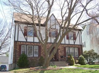 36 Linwold Dr, West Hartford, CT 06107