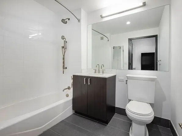 21 W End Ave, New York, NY