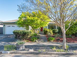 5204 Badger Rd, Santa Rosa, CA 95409