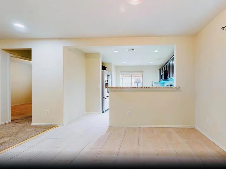 16510 Mandate Dr — Photo 3