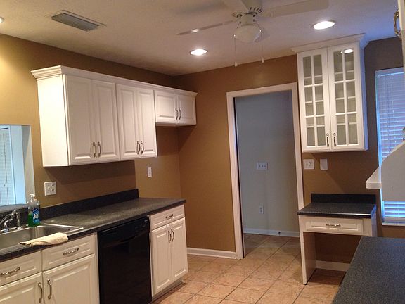 Updated, remodeled kitchen