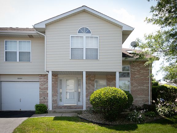 2nd image of 18061 Vista Dr #18061