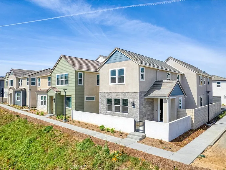 27398 Fox Den Pl — Photo 1
