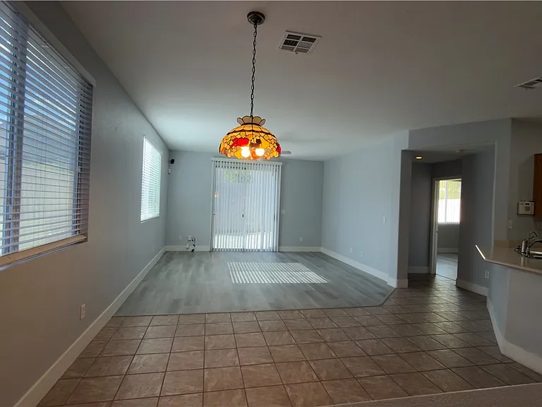 9842 W Mesa Vista Ave — Photo 24