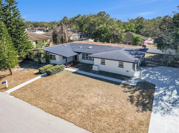 1545 Bonair St, Clearwater, FL 33755