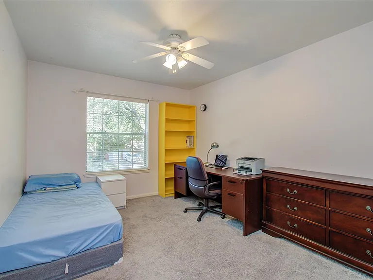 20211 Black Canyon Dr — Photo 26