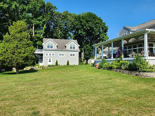 61 Hopedale Dr Photo 1