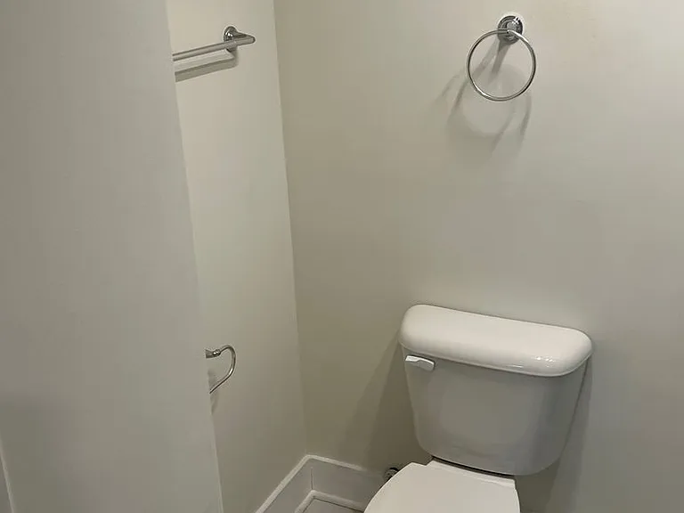 Renovated Units in Ft Mitchell — Photo 26