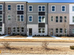 3327 Owl Creek Pkwy, Woodstock, GA