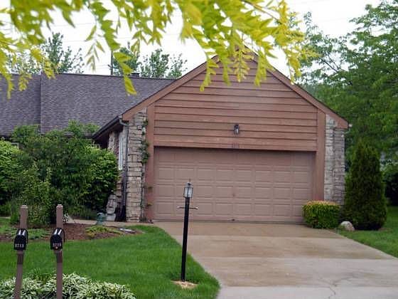1st image of 3715 Chimney Hill Dr