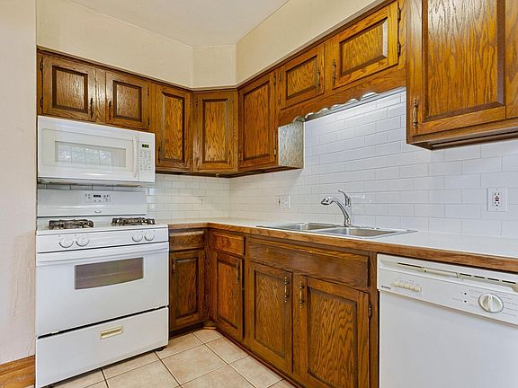 2nd image of 1658 Bayard Ave