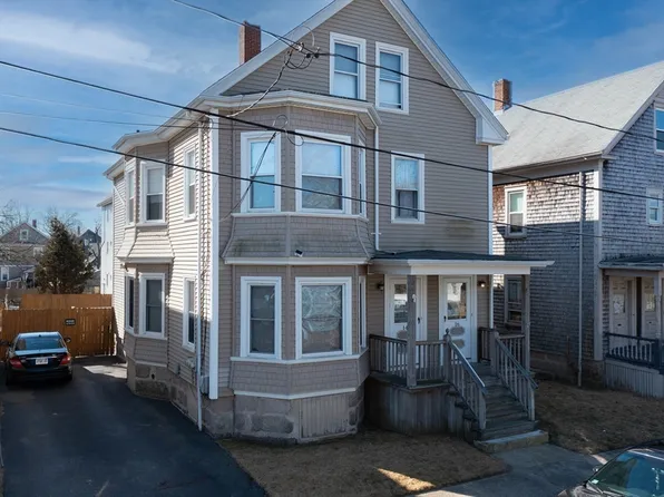 14-16 Collins St, New Bedford, MA 02740