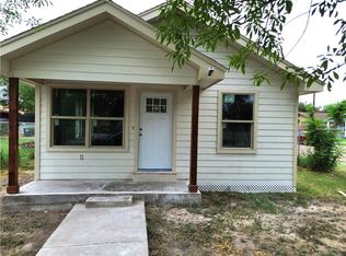 121 Huisache St, Mission, TX 78572