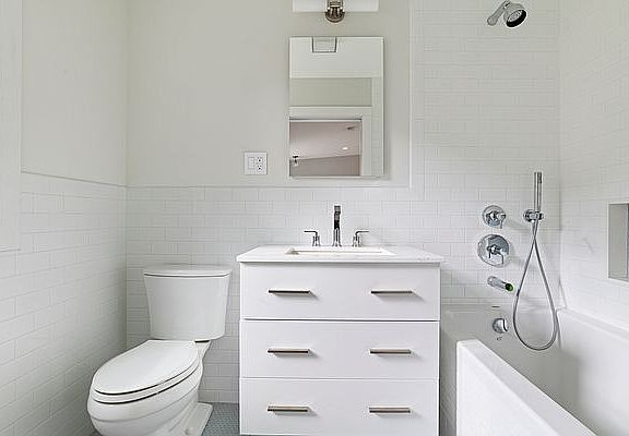 5th image of 74 Vanderbilt Ave