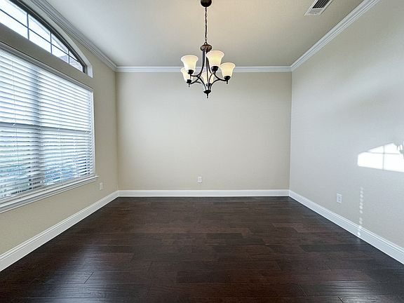 4th image of 4106 Whitetail Ln