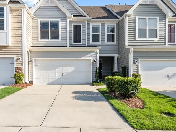 107 Shale Creek Dr, Durham, NC 27703