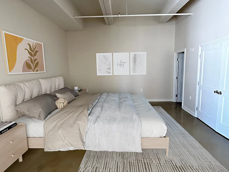 The Metropolitan Lofts — Photo 70