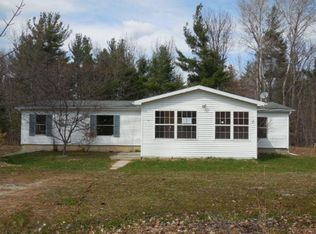 77 Maple Ridge Rd, Newaygo, MI 49337