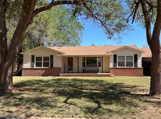 706 W Lee St, Dimmitt, TX 79027