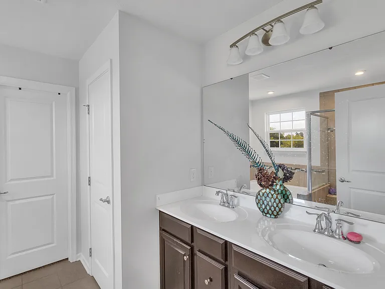 507 Audrey Ct — Photo 9