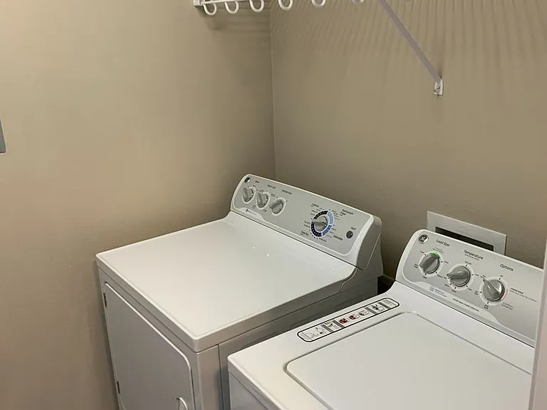 Aspen Trail Apartments — Photo 96