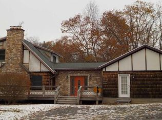 510 W Saugerties Rd, Saugerties, NY 12477